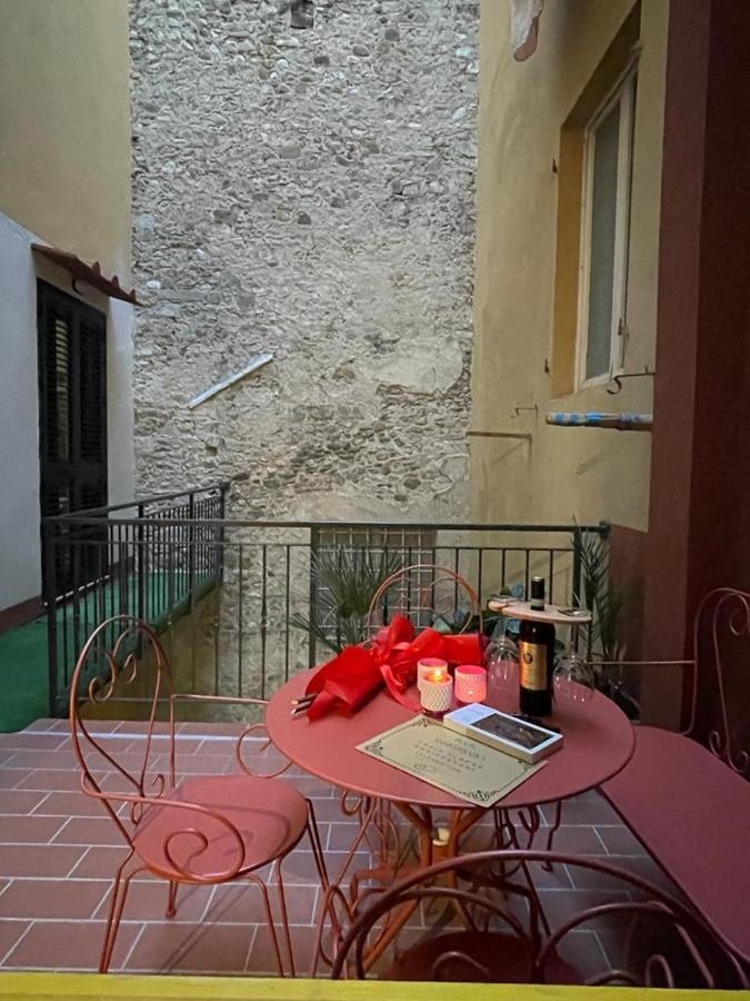 Suite Stylish & Cozy Apartment In The Heart Of Florencia Exterior foto