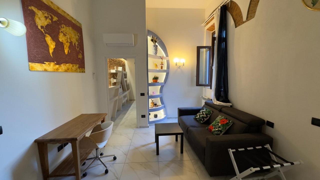 Suite Stylish & Cozy Apartment In The Heart Of Florencia Exterior foto