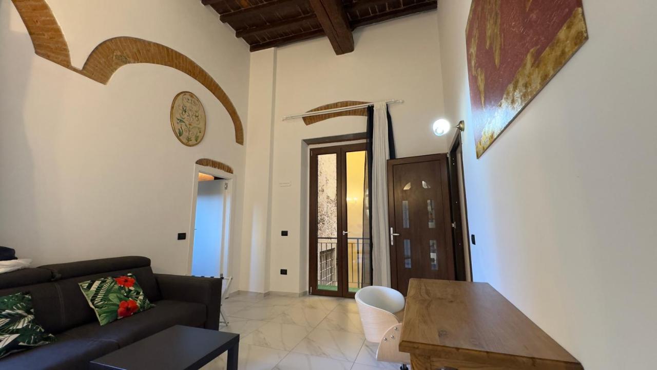 Suite Stylish & Cozy Apartment In The Heart Of Florencia Exterior foto